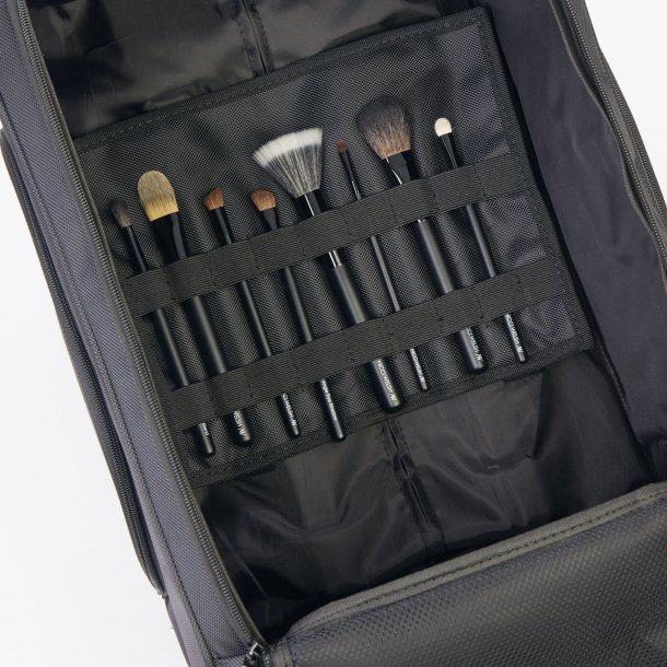 Makeup kuffert / Trolley m. hjul. Inkl. 6 stk. organizers.